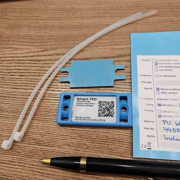 Smart-DOME Freestyle combined rugged RFID tag for warehouse use