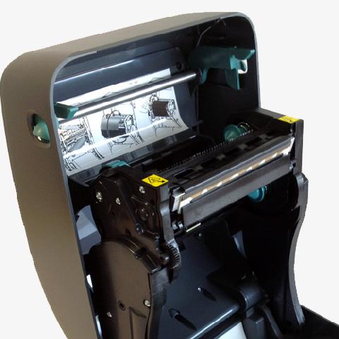 Принтеры ZEBRA GX420t имеют самую простую систему установки риббона